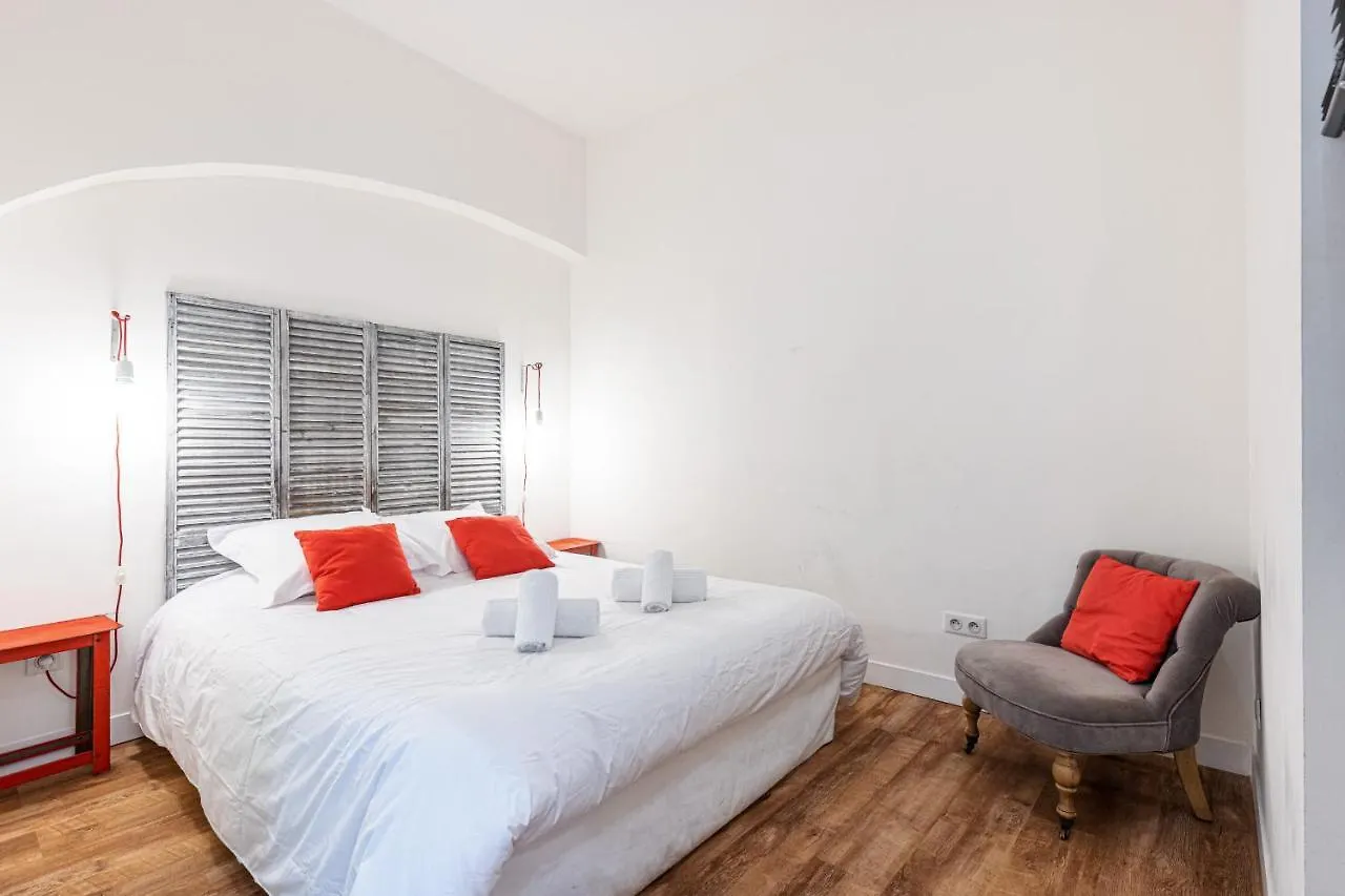 דירות ניס Bright 1 Bdr In The Old Town