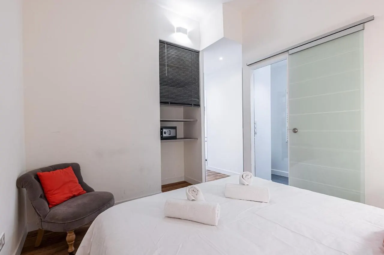 דירות ניס Bright 1 Bdr In The Old Town